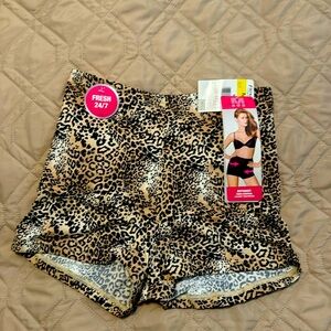 Maidenform boyshort  shapewear. New with tags.
